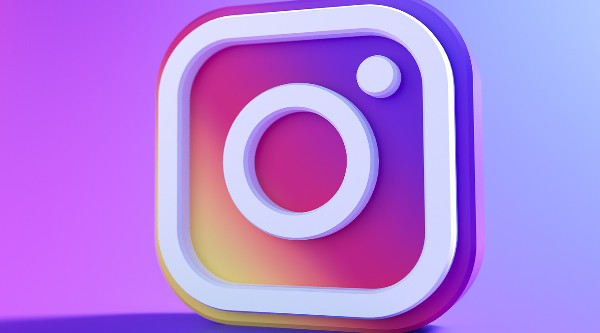 تحميل برنامج زيادة متابعين انستقرام