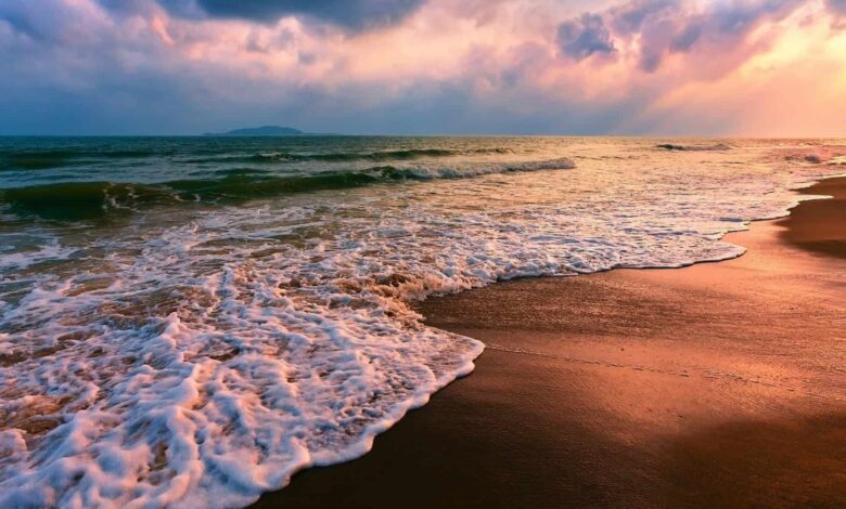 البحر في المنام