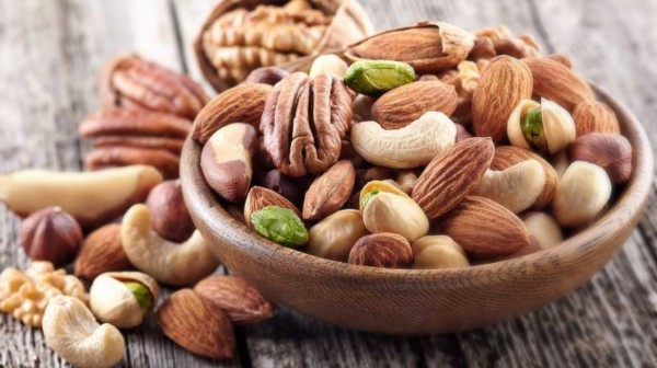 انواع المكسرات