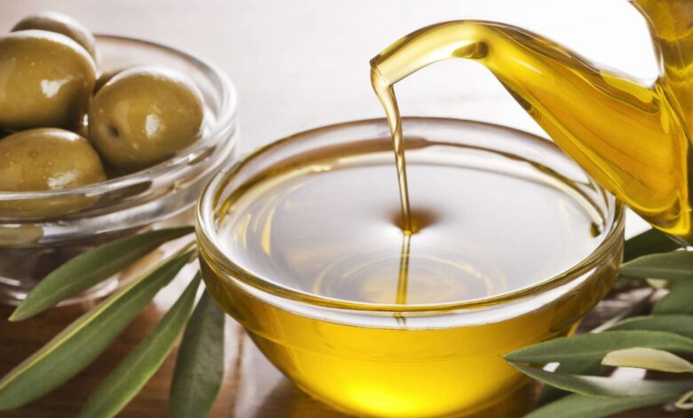 فوائد شرب زيت الزيتون
