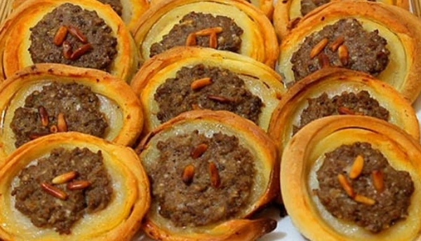 طريقة عمل صفيحة شامية