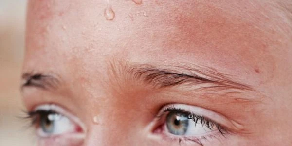 أسباب التعرق المفاجئ