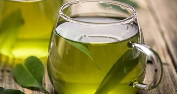 فوائد الشاي الأخضر