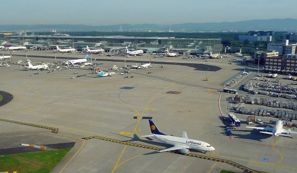 مطار فرانكفورت في ألمانيا