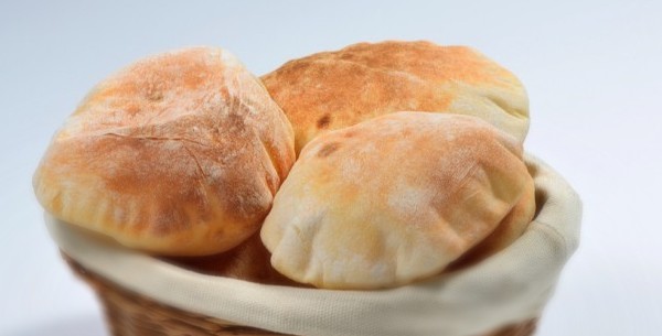 أهم أضرار وفوائد الخبز