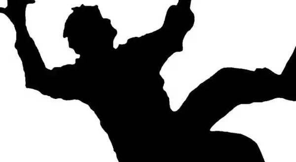 السقوط في المنام