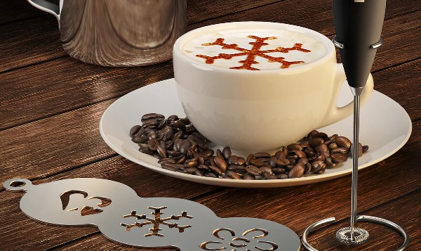 أفضل ماكينة صنع رغوة الحليب