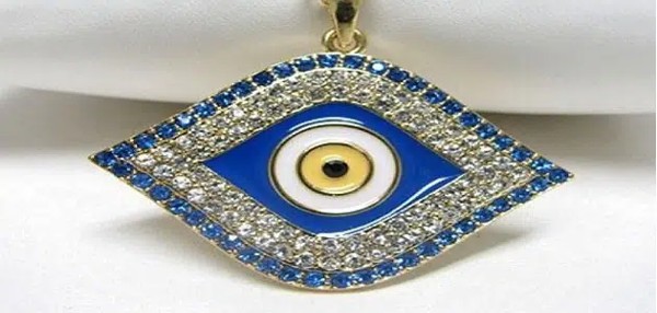 اعراض العين والسحر