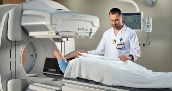 أضرار الأشعة النوية على المحيطين بالمريض